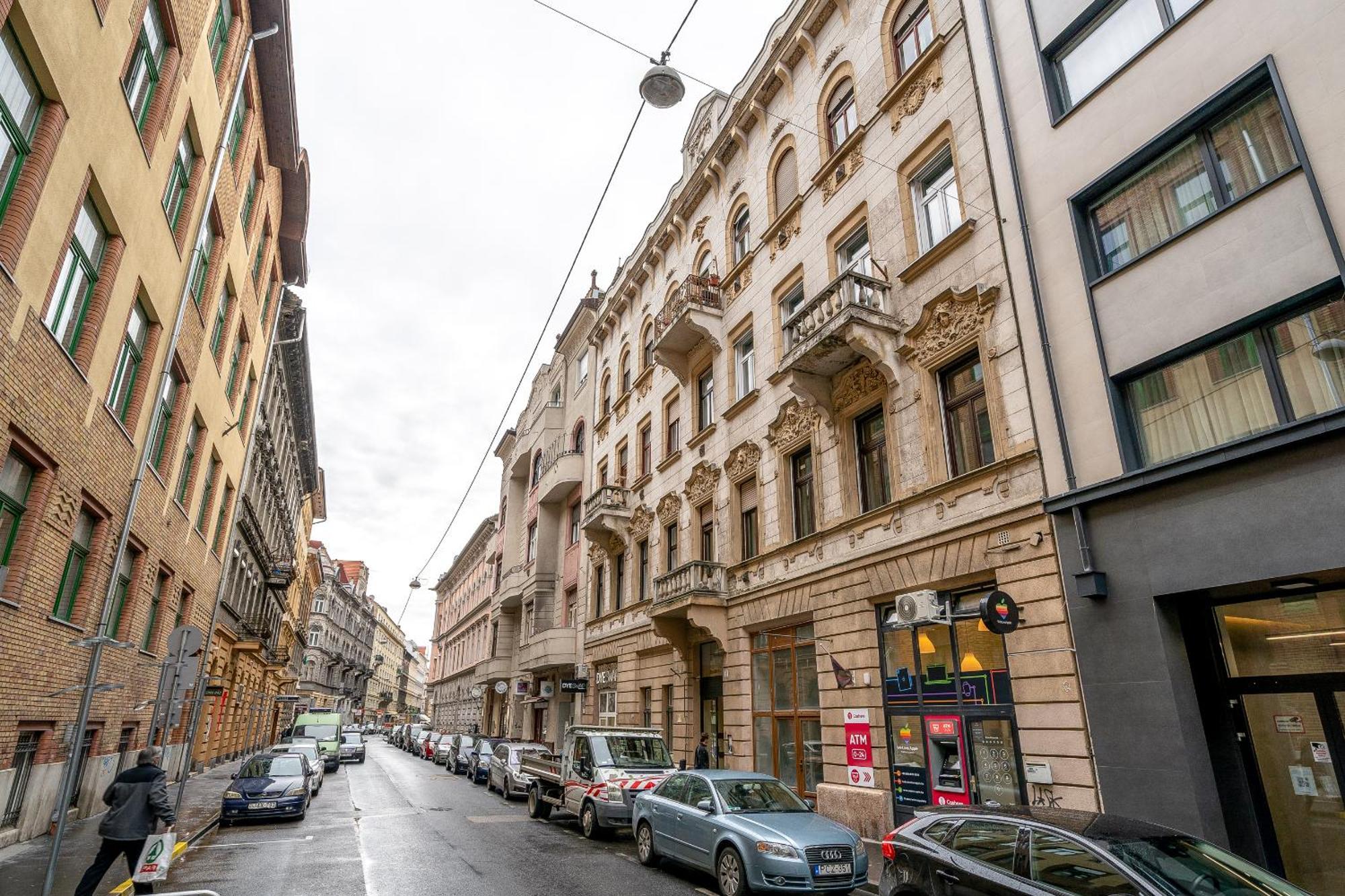 Budapest Magic Blue In Downtown Eksteriør bilde